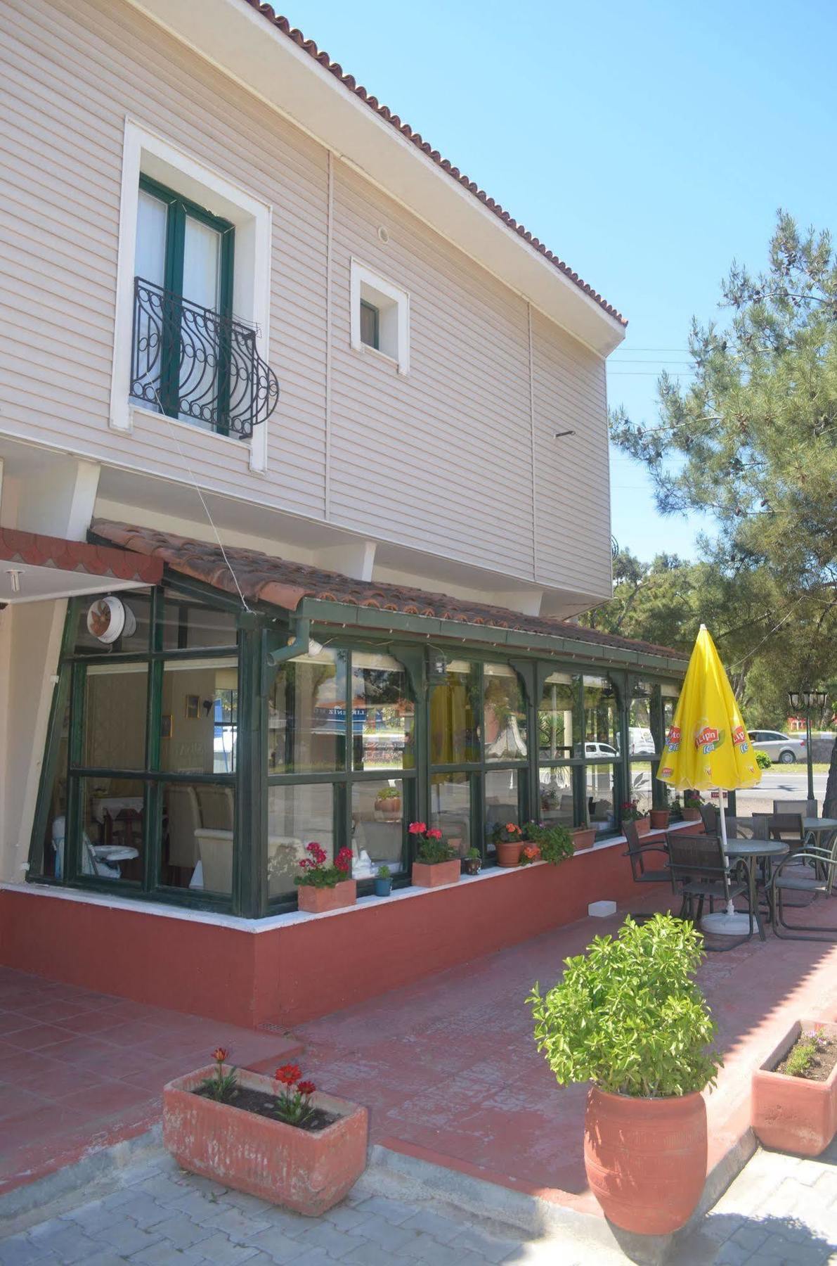 Silva Hotel Ayvalı Exterior foto